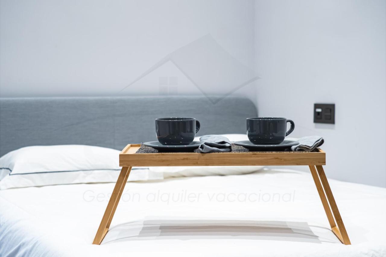 Chambre Noir Apartamento Oviedo Luaran gambar